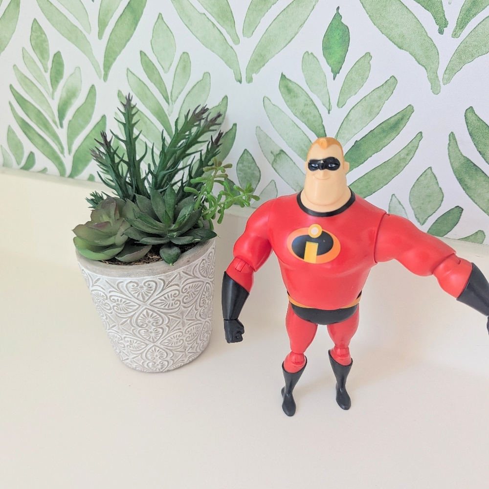 Mr. Incredible Disney Animation Action Figure